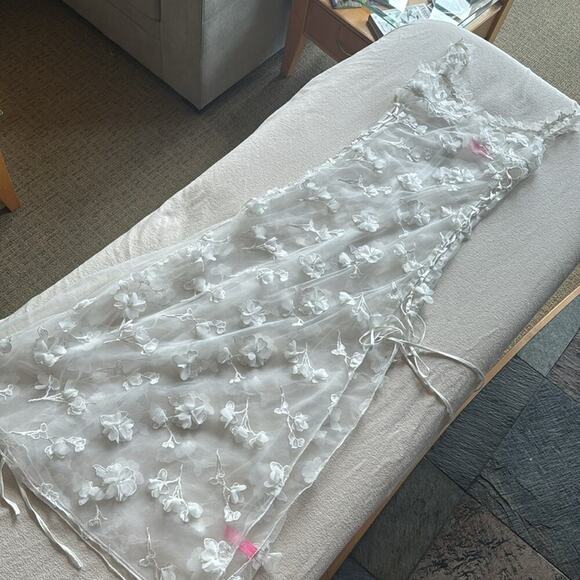 White Sheer Maxi Dress flowers lace-up NEW M Dolls Kill Endless Blooms sugar t - Picture 1 of 8